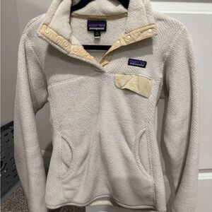 Patagonia Off-White Snap Fleece